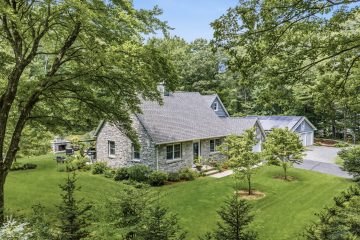 33 Rattle Hill Rd, Southmapton