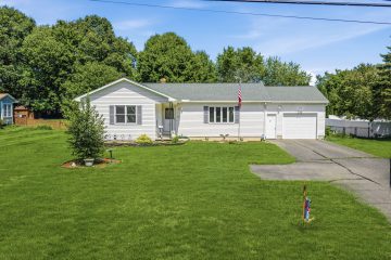 65 Plain St, Easthampton